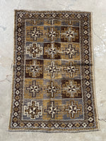 Vintage Scatter Rug / 2'8 x 3'10 Muted Baluch Rug #3361