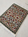 2'4 x 3'1 vintage ivory ground scatter rug #567ML - Blue Parakeet Rugs