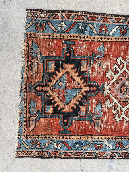 Tribal Persian Mini Rug No. r5344 - J&D Oriental Rugs Co