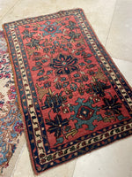 Antique Persian Scatter Rug / 2'11 x 4'6 Malayer Rug #3151