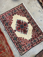 2'7 x 3'8 Vintage Persian Rug #1010-A